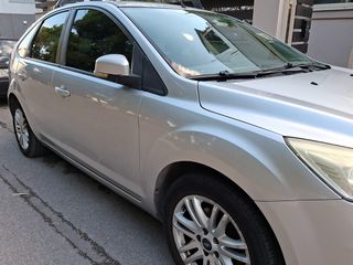 Ford Focus 2009-thumb-1