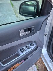 Ford Focus 2009-thumb-9