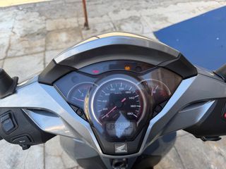 Honda SH 300i 2018-thumb-5
