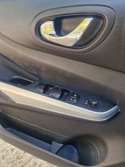Nissan Navara 2021 N-CONNECTA-thumb-16