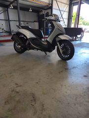 Piaggio Beverly 300i 2016 S-thumb-4