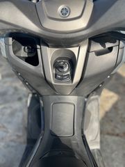Yamaha NMAX 125 2024 ABS-thumb-12