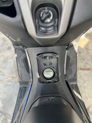 Yamaha NMAX 125 2024 ABS-thumb-16