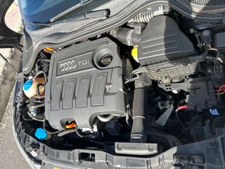 Audi A1 2016 S LINE-thumb-9