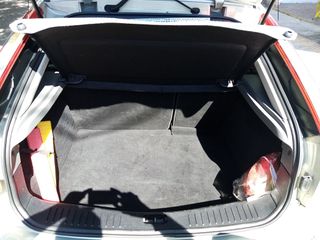 Ford Focus 2009 GHIA 1.6-thumb-7