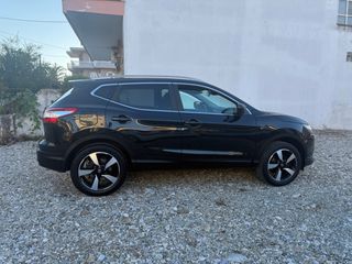 Nissan Qashqai 2016 Nissan Qashqai 1.6 dCi N-Connecta-thumb-2