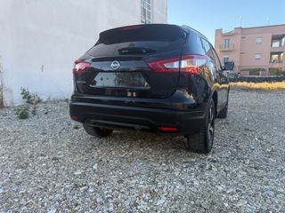 Nissan Qashqai 2016 Nissan Qashqai 1.6 dCi N-Connecta-thumb-3