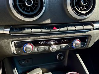 Audi RS3 2019 SPORTBACK PANO/DIGITAL/MATRIX-thumb-12