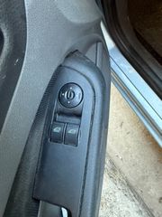 Ford Focus 2005-thumb-8