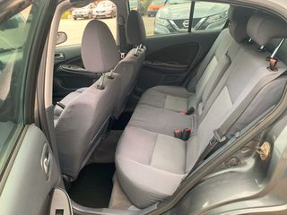Nissan Almera 2005 ACENTA-thumb-13