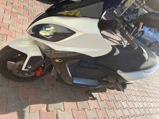 Kymco Xciting 300 R 2022-thumb-4
