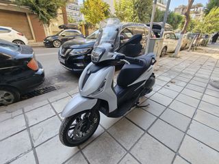 Piaggio Beverly 300i 2024 ΓΡΑΜΜΑΤΙΑ ΜΕΤΑΞΥ ΜΑΣ-thumb-1