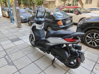 Piaggio Beverly 300i 2024 ΓΡΑΜΜΑΤΙΑ ΜΕΤΑΞΥ ΜΑΣ-thumb-5