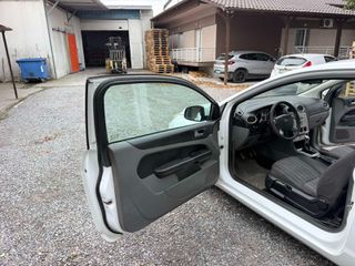 Ford Focus 2009 1.6 TREND-thumb-5
