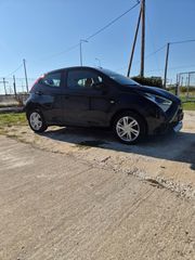 Toyota Aygo (X) 2022-thumb-1