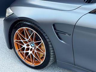 Bmw M4 2016 GTS (1/700)-thumb-9