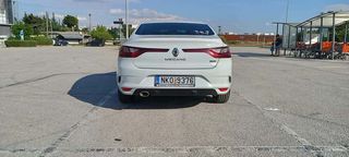 Renault Megane 2018-thumb-3