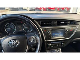 Toyota Auris 2014 AURIS HSD NAVI 1,8 CVT 5d Lounge-thumb-8