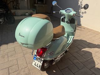 Vespa GTS 300 2021-thumb-2