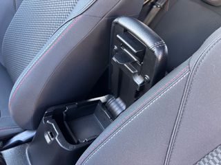 Ford Fiesta 2018 1.1 ST LINE-thumb-48