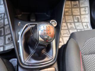 Ford Fiesta 2018 1.1 ST LINE-thumb-20