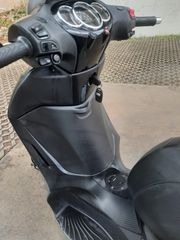 Piaggio Beverly 300 2020 POLICE-thumb-4