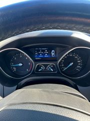 Ford Focus 2016-thumb-10
