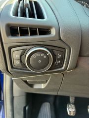 Ford Focus 2016 Titanium X-thumb-12