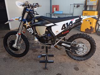 Husqvarna TE 300 2022 TE 300 Rockstar-thumb-1