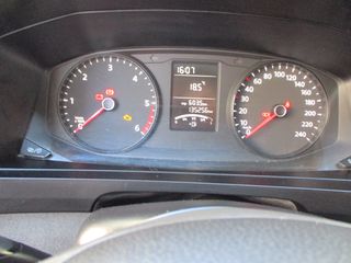 Volkswagen T6 2017 TRANSPORTER TDI-thumb-9