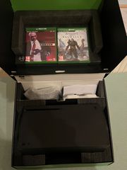 Πωλειται xbox series x με δυο παιχνιδια