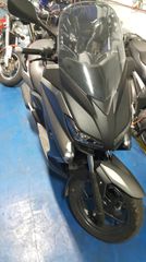 Yamaha XMAX 250 2015-thumb-1