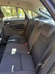 Ford Focus 2005-thumb-5