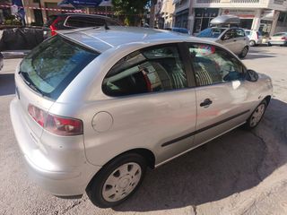 Seat Ibiza 2003 1200-thumb-2