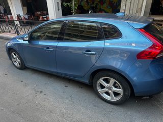Volvo V40 2015-thumb-6