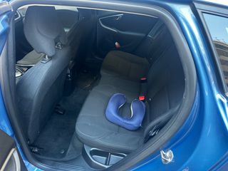 Volvo V40 2015-thumb-7