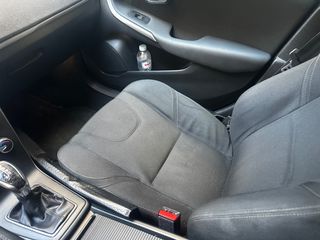 Volvo V40 2015-thumb-8