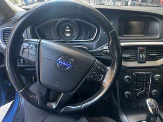 Volvo V40 2015-thumb-9