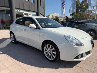 Alfa Romeo Giulietta 2015 1.6 105HP DIESEL-thumb-2
