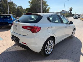 Alfa Romeo Giulietta 2015 1.6 105HP DIESEL-thumb-8