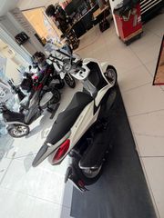Piaggio Beverly 400 2025 E5+-thumb-2