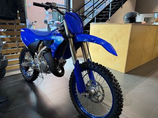 Yamaha YZ 125 2026 2027 ΕΤΟΙΜΟΠΑΡΑΔΟΤΟ-thumb-2