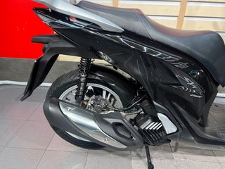 Honda SH 150i 2023-thumb-6