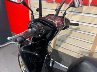 Honda SH 150i 2023-thumb-19
