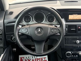Mercedes-Benz GLK 300 2010 4MATIC-thumb-16