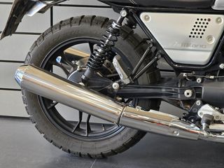 Moto Guzzi V 7 2019 MILANO-thumb-5