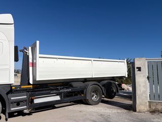 Ανατρεπόμενο Για Containers Με Βραχίονες 2026 14m3 ΧΩΜΑΤΟΥΡΓΙΚΗ ΚΑΡΟΤΣΑ ΓΙΑ ΓΑΝΤΖΟ