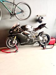 Ducati Panigale V4 S 2019-thumb-2