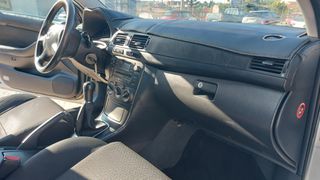 Toyota Avensis 2008 1.6-thumb-12