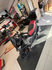 Aprilia SR GT 400 2026